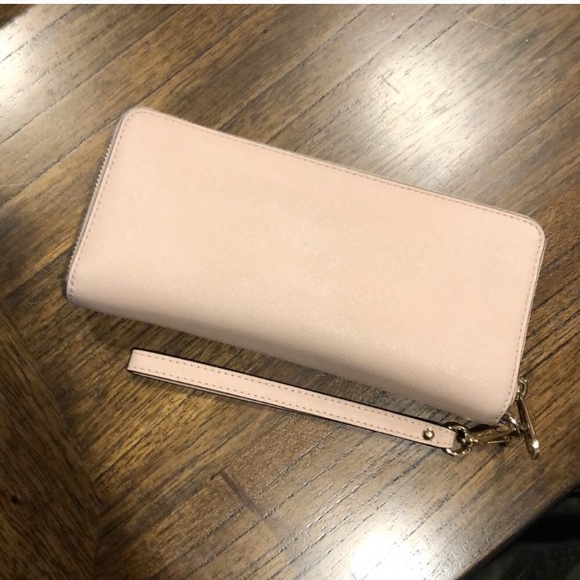 Michael Kors MK wallet satchel wristlet - Picture 2 of 3